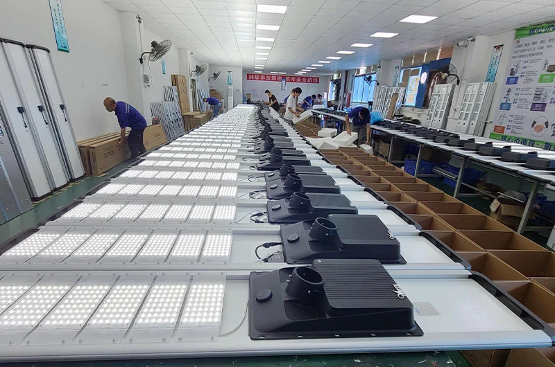 Güneş sokak ışık fabrikası